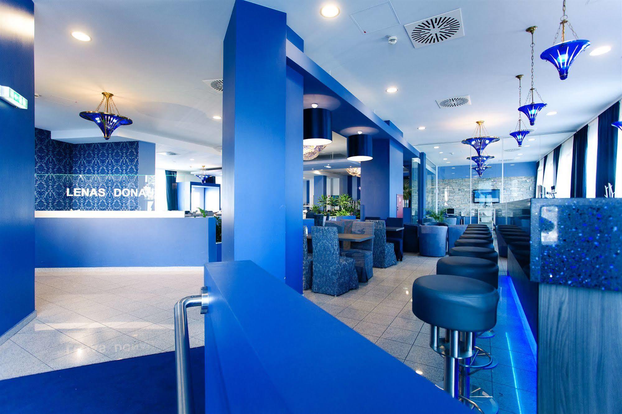 Lenas Donau Hotel Vienna Exterior photo